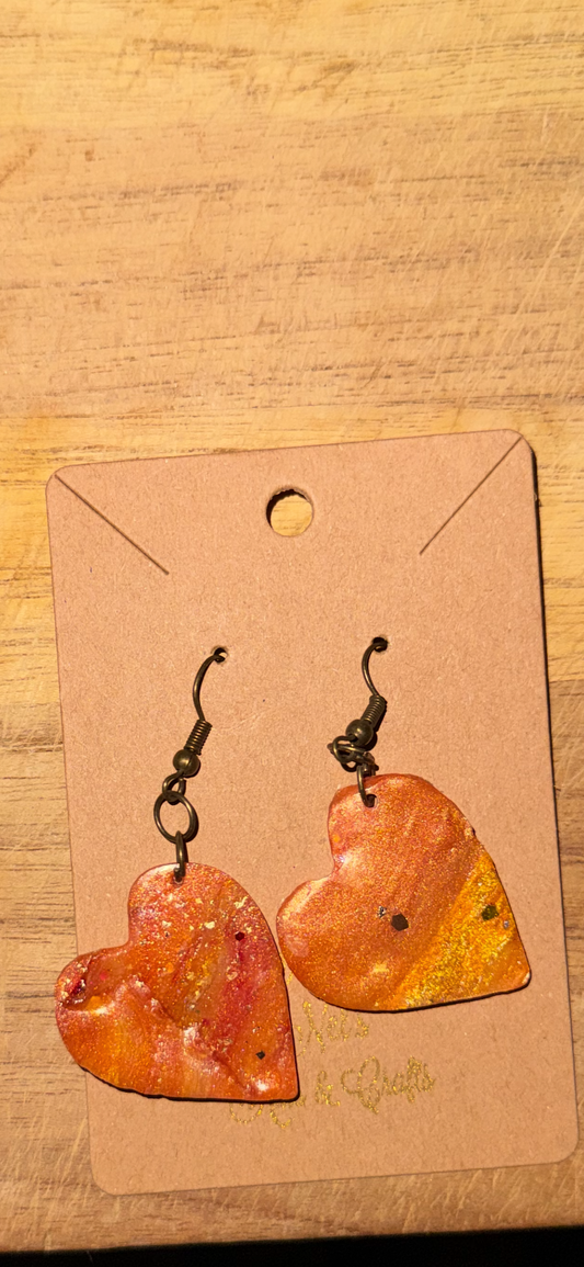 Planetary Earrings Solid Hearts (Saturn Gold)