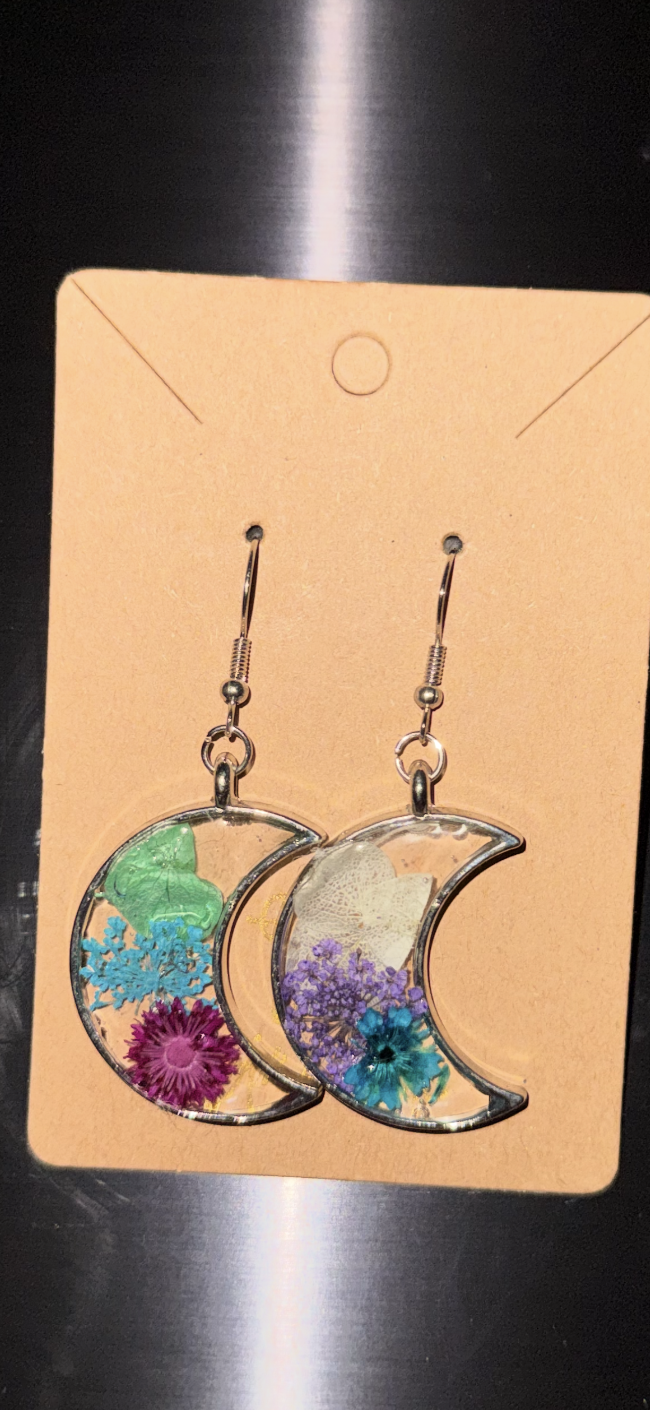 Resin Flowers Crescent (Multi mix of White, Magenta, Violet Purple, Green,  & Tropical Blue)